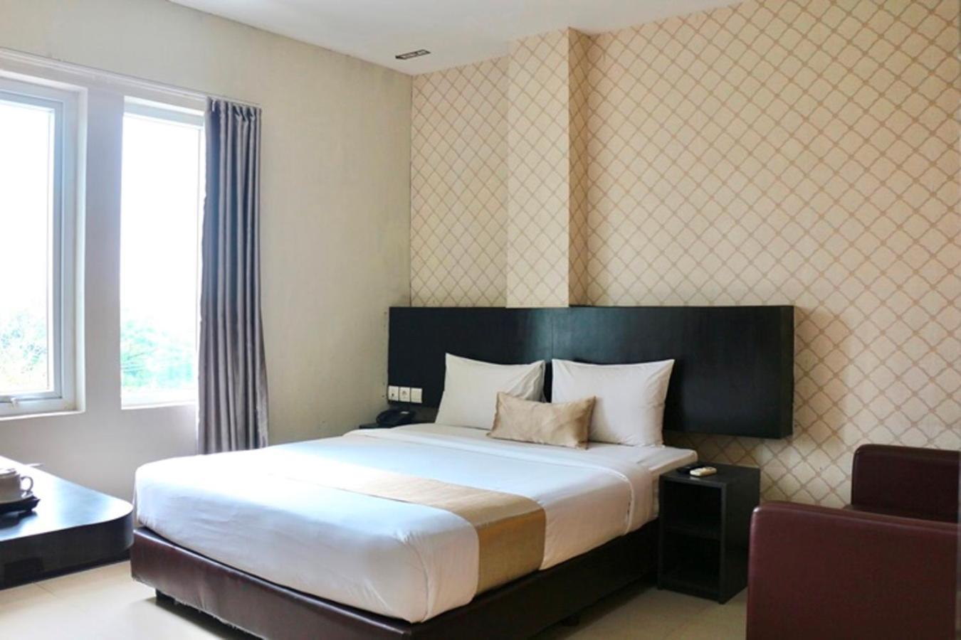 Crew Express Hotel Lubukpakam المظهر الخارجي الصورة