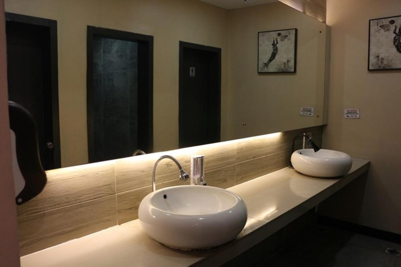 Crew Express Hotel Lubukpakam المظهر الخارجي الصورة