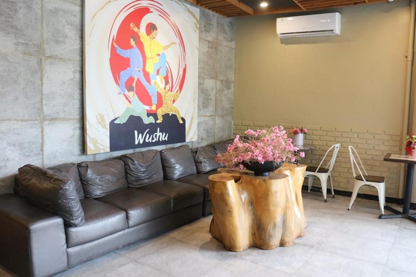 Crew Express Hotel Lubukpakam المظهر الخارجي الصورة